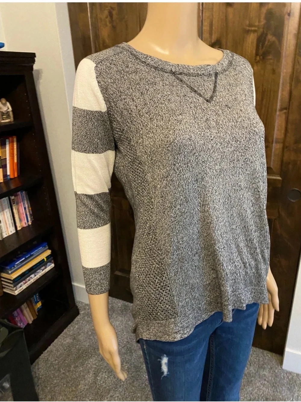 Altar'd State open knit Grey Marled sweater High Low Size small-021
